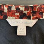 Laura Ashley Vtg ‎ Shirt Womens Medium Petite MP Geometric Stretch Comfort Preppy Photo 3