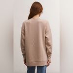 Z Supply  Quilted V Neck Weekender Oversized Sweatshirt in‎ Almond Size Medium Photo 2