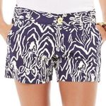 Lilly Pulitzer 5" Callahan Hidden Zebra Print Shorts 2 Navy blue white Photo 0