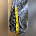 Everlast  sport Capri pants gray polyester and spandex size M Photo 6
