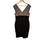 Dress Barn Black Lace V Neck Sheath Knee Length Cocktail Dress Y2K Wedding Guest Size 12 Photo 5