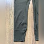 Lululemon in movement 7/8 tight dark olive green 8 Photo 1