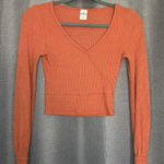 Hollister Women's XS Burnt Orange Long Sleeved Faux Wrap Cropped Sweater Soft Photo 0