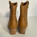 Dolce Vita Kirby Ankle Boots Women Size 7 Tan Perforated Western Heel Zip Brown Photo 10