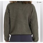 Vuori  Women's Alpine Sherpa Jacket Green Sz L Photo 1