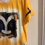 Womens Yellowstone boutique top size small never worn Photo 1