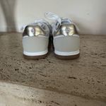 Guess GBG Los Angeles White and Gold Casual Sneakers. Size 8M Photo 6