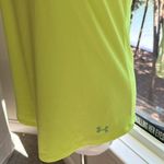 Under Armour Hear Gear SS Scoop Neck Tee, Neon Yellow, EUC Photo 2