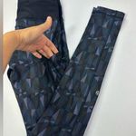 Lululemon full length leggings size 4 geometric print with pockets Photo 8