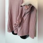 Inspired Hearts pink cold shoulder ruched sleeve sweater Size M Photo 3