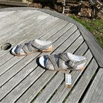 Toms New with tags womens Sicily macadamia mini cheeta print suede sandal size 6 Photo 3