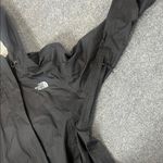 The North Face  Women’s Lightweight Waterproof Windbreaker Black Jacket (M) Photo 9