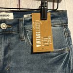 Kensie NWT  Jeans Vintage Luxe The High Rise Shorts Photo 1