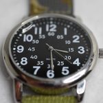 Avon 2016 Camo Unisex Quartz New Battery Like New Watch Green Photo 0