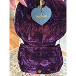 Imoshion  purse NWT plum velvet with gold flourishing and chain Photo 4