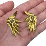Lawrence Bott Vintage Signed L. BOTT Exotic Plant Wings Gold Tone Modernist Clip On Earrings Photo 3