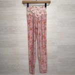 Aerie Offline by  Real Me Women's 7/8 Length High Rise Crissover Waist Leggings Photo 1