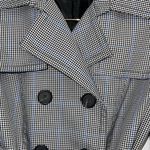 Jones New York trench coat/rain coat Photo 2