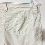 The North Face  Women's Khaki Never Stop Roll up Shorts Size 10 EUC Photo 5