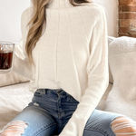 Cupshe Cushe Gigot Sleeve Sweateshe Photo 0