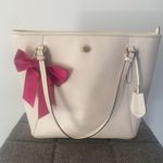 Coach Peyton White Tote Bag Photo 1
