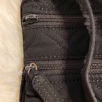 Vera Bradley  crossbody purse missing thing for zipper see pictures Photo 1