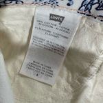 Levi's  Women's White Faux Flap Front Pocket Crop Jeans Size 4 Photo 7