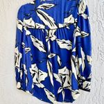 Veronica Beard  Milan Floral Print Silk V-Neck Top Blouse Blue Women's Size 6 Photo 2