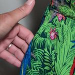 Pacific&Co Vintage Cameo & green tropical floral parrot print shorts size small Photo 2