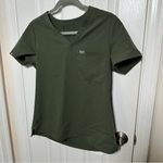 FIGS  Women’s Scrub Top Size Small Photo 1