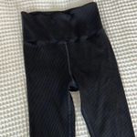CARBON38 Ribbed High Waist 7/8 Leggings in Black Size Medium $108 Photo 5