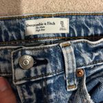 Abercrombie & Fitch Jeans Photo 2