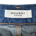 NWT MOUSSY Medium Wash Straight Leg Denim Jeans Whiskering Button Fly Size 26 Photo 3