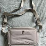 Lululemon Everywhere Belt Bag Photo 0