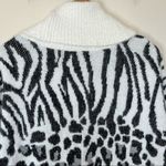 New Directions sweater women's L leopard animal print turtleneck black white NEW Size L Photo 4
