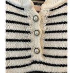 SheIn Black and Cream Long Sleeve Sweater with Pearl Buttons Size Large Photo 2