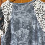 7th Ray  Blue and Gray Animal Print Short Sleeve Top Photo 5