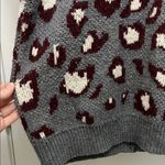 Evereve Oversized Leopard Print Cardigan in Gray and Burgundy - Size XL Photo 14