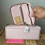 Michael Kors Set Photo 4