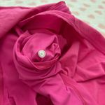 Lululemon hotty hot skirt sonic pink size 4 Photo 4