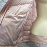 The North Face  Alps 2.0 550 Womens Pink Down Puffer Vest Size M Full Zip Pockets Photo 8