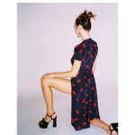 Realisation The Teale Wrap Dress 100% Silk size XXL cherry print Blue Photo 4