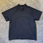 Lululemon  Cropped Swiftly Top Photo 0