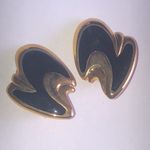 Angel Brand Signed Black Enamel and Gold Tone Retro Vintage Clip Photo 3