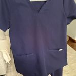 FIGS Navy Scrub Set Photo 0