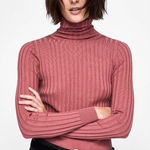 ZARA  Knot Ribbed Fitted Long Sleeve Photo 0