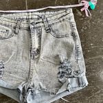 Distressed High Photo 2