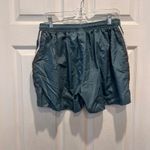 Nike VTG Women's Athletic Shorts Teal White Stripe Nylon Sz L Pockets Active Photo 3