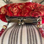 Mary Frances Red beaded autographed shoulder bag Photo 2
