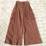 Alo Yoga Show Off Cargo Wide Leg Trouser Chestnut S Photo 3